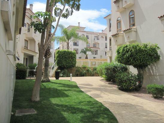 מלון אלביר Albir Deluxe Garden מראה חיצוני תמונה